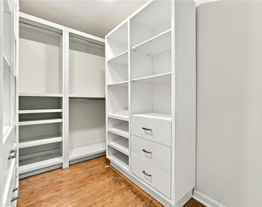 12 Providence Way - Photo Thumbnail 30