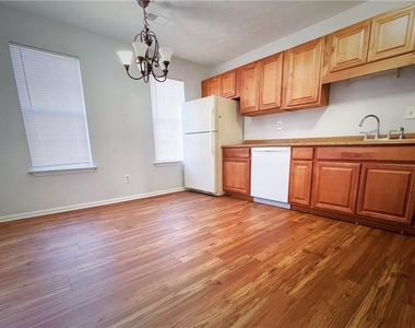 1122 Overland Hill Trace - Photo Thumbnail 4