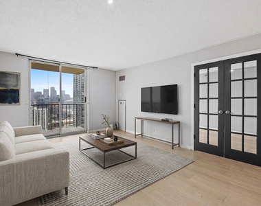 1212 N Lasalle Street - Photo Thumbnail 2