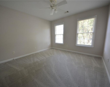 3748 Hickory Manor Drive - Photo Thumbnail 33