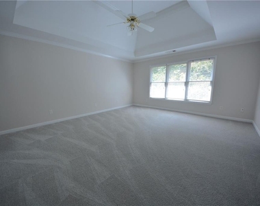 3748 Hickory Manor Drive - Photo Thumbnail 23