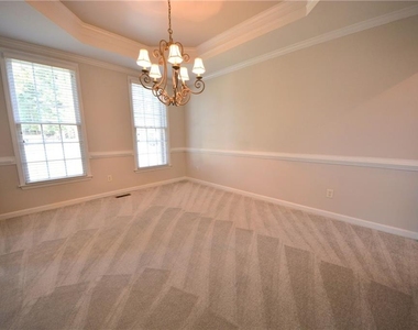 3748 Hickory Manor Drive - Photo Thumbnail 7