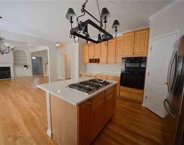 3748 Hickory Manor Drive - Photo Thumbnail 16