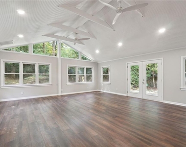 1201 Poplar Grove Drive Ne - Photo Thumbnail 14
