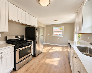 11034 Revere Road - Photo Thumbnail 3