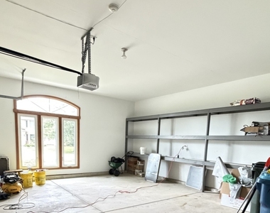 1660 Whistler Court - Photo Thumbnail 54