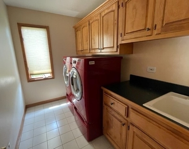 1660 Whistler Court - Photo Thumbnail 53