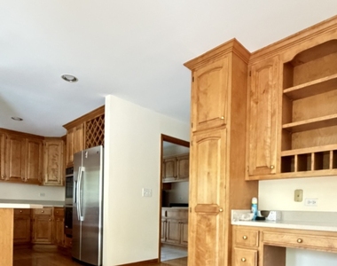 1660 Whistler Court - Photo Thumbnail 36