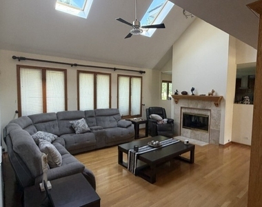 1660 Whistler Court - Photo Thumbnail 6