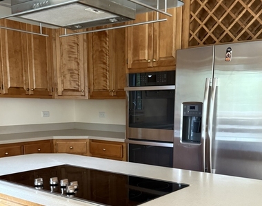 1660 Whistler Court - Photo Thumbnail 35