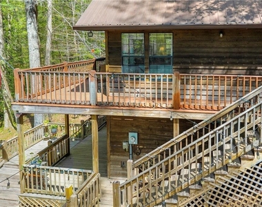 294 Brookwood Lane - Photo Thumbnail 35
