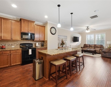 2260 Ewell Park Drive - Photo Thumbnail 4