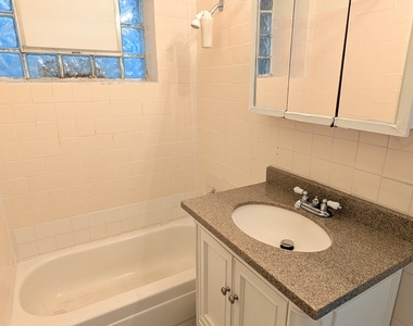 14 W Chestnut Street - Photo Thumbnail 8
