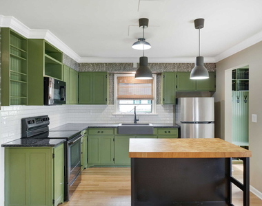 507 W Wesley Street - Photo Thumbnail 4