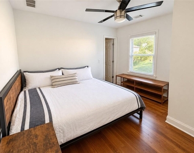 2503 Habersham Drive - Photo Thumbnail 4