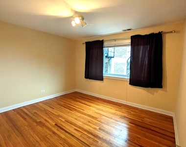 5953 N Kenmore Avenue - Photo Thumbnail 5