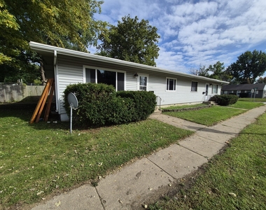 1952 Columbus Street - Photo Thumbnail 16