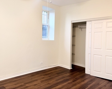 4829 S Champlain Avenue - Photo Thumbnail 8