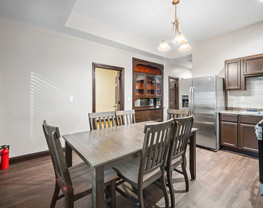 2737 W 22nd Place - Photo Thumbnail 6