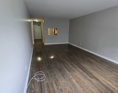 6619 N Sheridan Road - Photo Thumbnail 1
