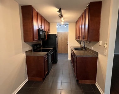 5950 Oakwood Drive - Photo Thumbnail 9