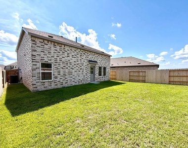 335 Ice Shore Trail - Photo Thumbnail 21