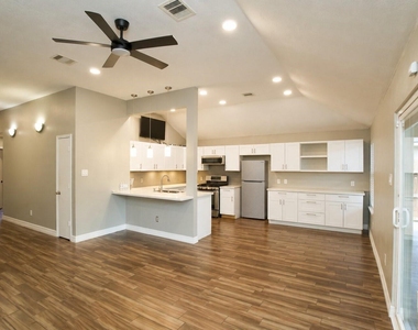 2710 Sockeye Drive - Photo Thumbnail 4