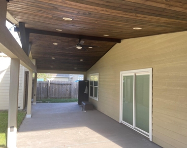 2710 Sockeye Drive - Photo Thumbnail 17