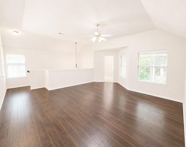 98 W Knightsbridge Drive - Photo Thumbnail 20