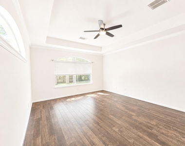 98 W Knightsbridge Drive - Photo Thumbnail 15