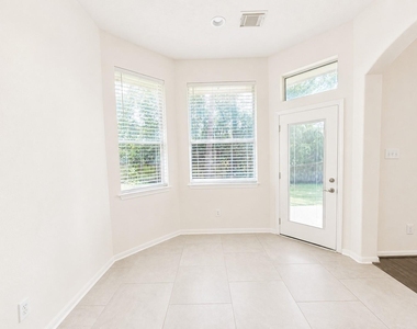 98 W Knightsbridge Drive - Photo Thumbnail 10