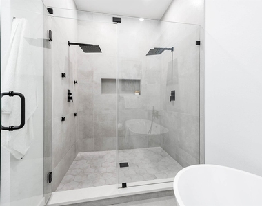 327 N Nagle Street - Photo Thumbnail 30