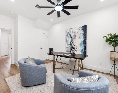 327 N Nagle Street - Photo Thumbnail 6