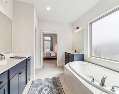 16326 Silver Emperor Street - Photo Thumbnail 16