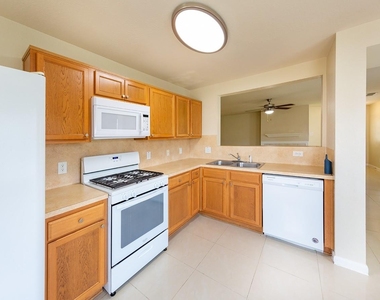 29235 Legends Hill Drive - Photo Thumbnail 8