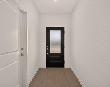 26615 Coast Redwood Drive - Photo Thumbnail 4