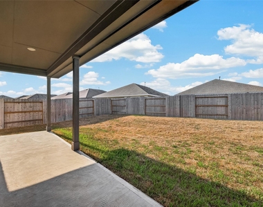 26615 Coast Redwood Drive - Photo Thumbnail 44