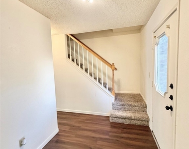 17210 Colony Creek Drive - Photo Thumbnail 10