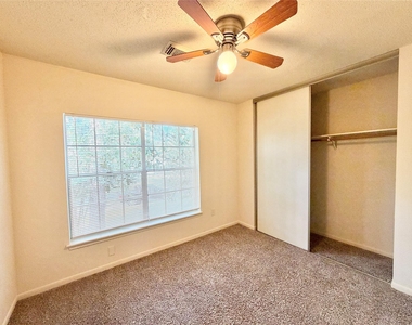 17210 Colony Creek Drive - Photo Thumbnail 16