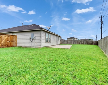 14114 Pecan Hill Court - Photo Thumbnail 13