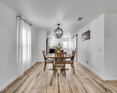 14114 Pecan Hill Court - Photo Thumbnail 4