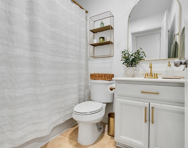 14114 Pecan Hill Court - Photo Thumbnail 11