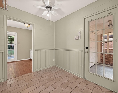 4517 Lido Lane - Photo Thumbnail 13