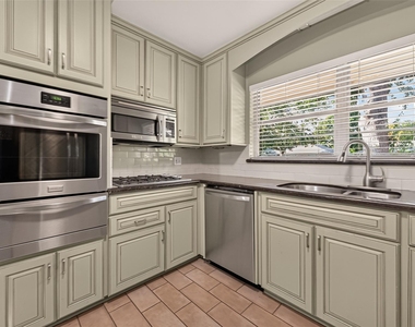 4517 Lido Lane - Photo Thumbnail 18