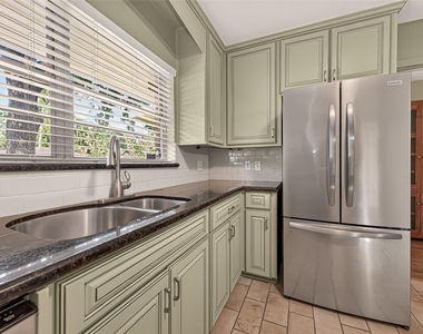 4517 Lido Lane - Photo Thumbnail 20