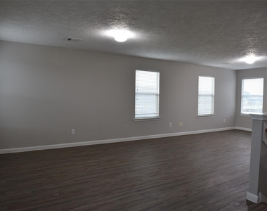 18214 Tupper Bend Lane - Photo Thumbnail 12