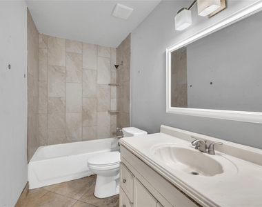 1706 Bayou Homes Drive - Photo Thumbnail 15