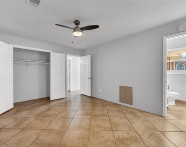 1706 Bayou Homes Drive - Photo Thumbnail 10
