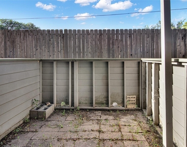 260 El Dorado Boulevard - Photo Thumbnail 7