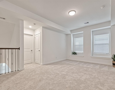 323 Highland Bayou Drive - Photo Thumbnail 31